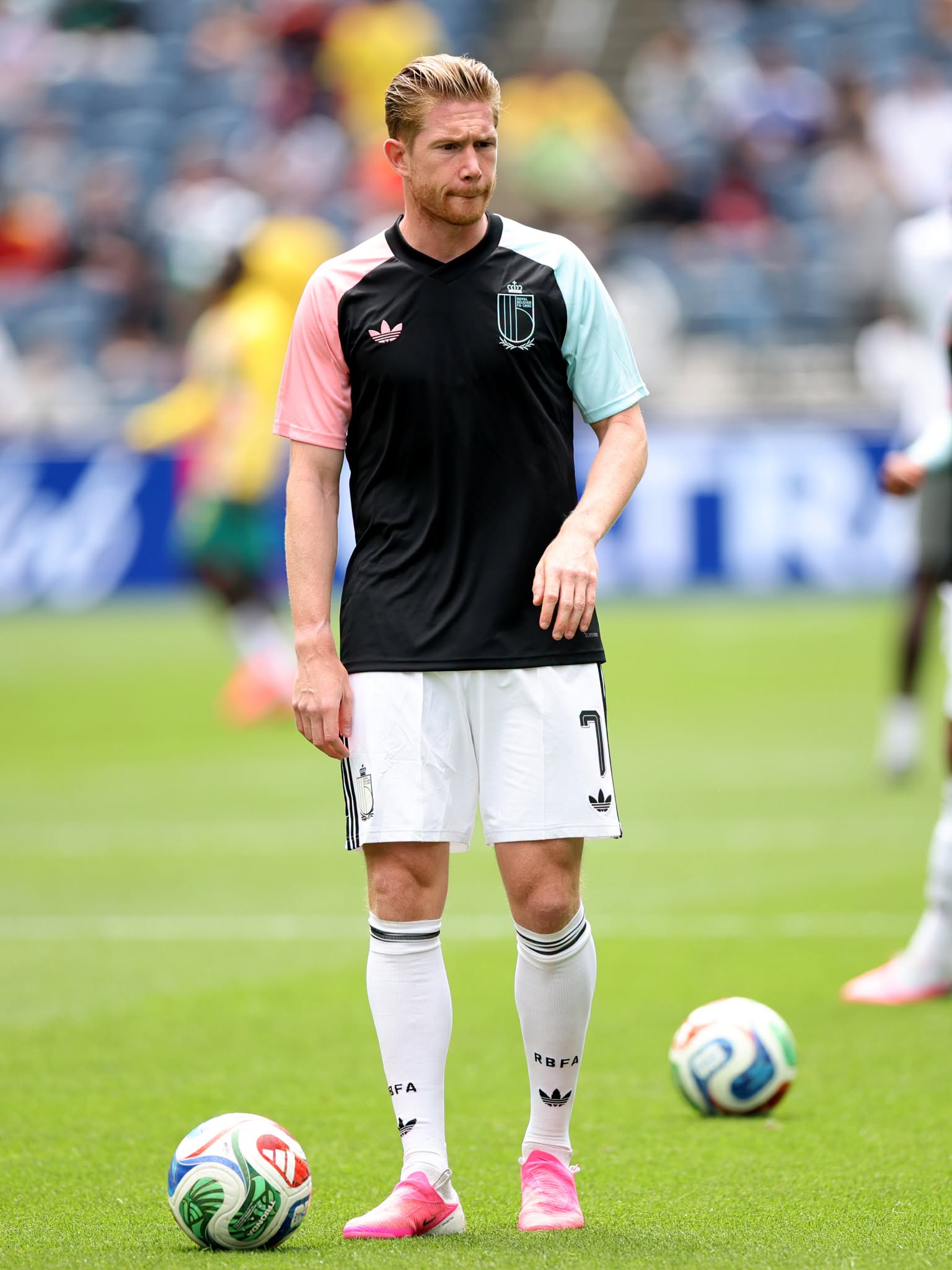 SEATTLE, WASHINGTON - JULY 01: Kevin De Bruyne #7 of Belgium warms up before the FIFA World Cup 2026 Round Of 32 match between Belgium and Senegal at Seattle Stadium on July 01, 2026 in Seattle, Washington. (Photo by Alex Grimm/Getty Images)