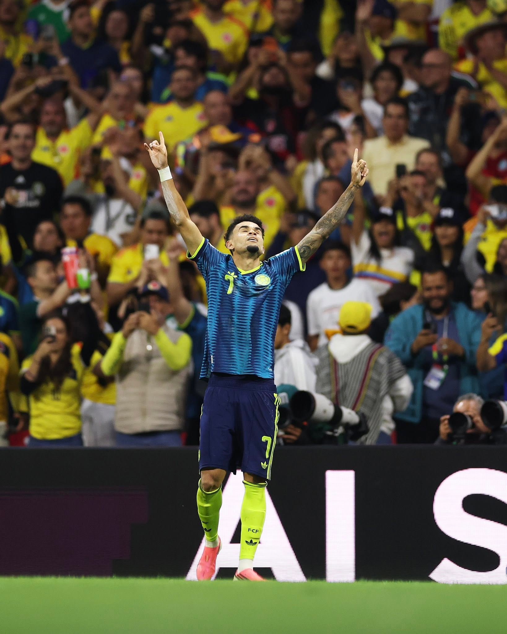Uzbeskistan VS Colombia Grupo K Copa Mundial 2